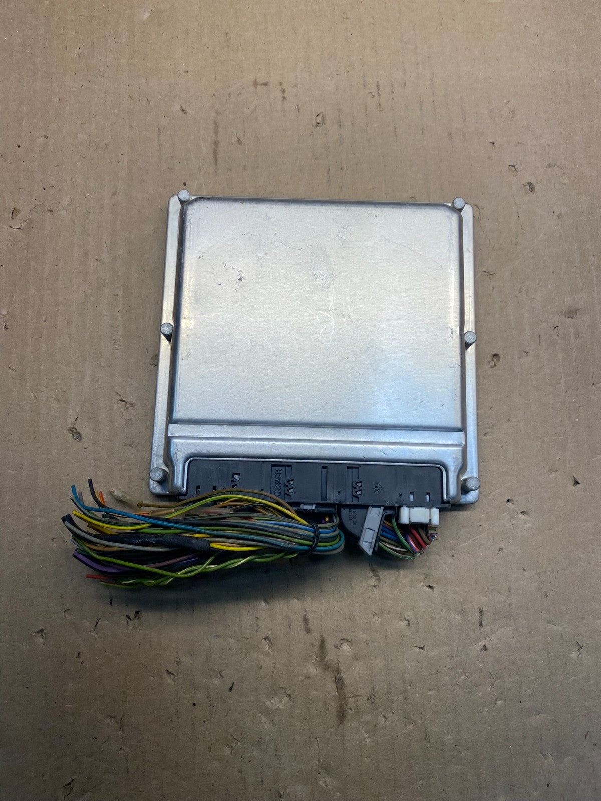 1999 to 2005 Mercedes E320 CLK320 Engine Control Unit ECU Module AG9396 DW1