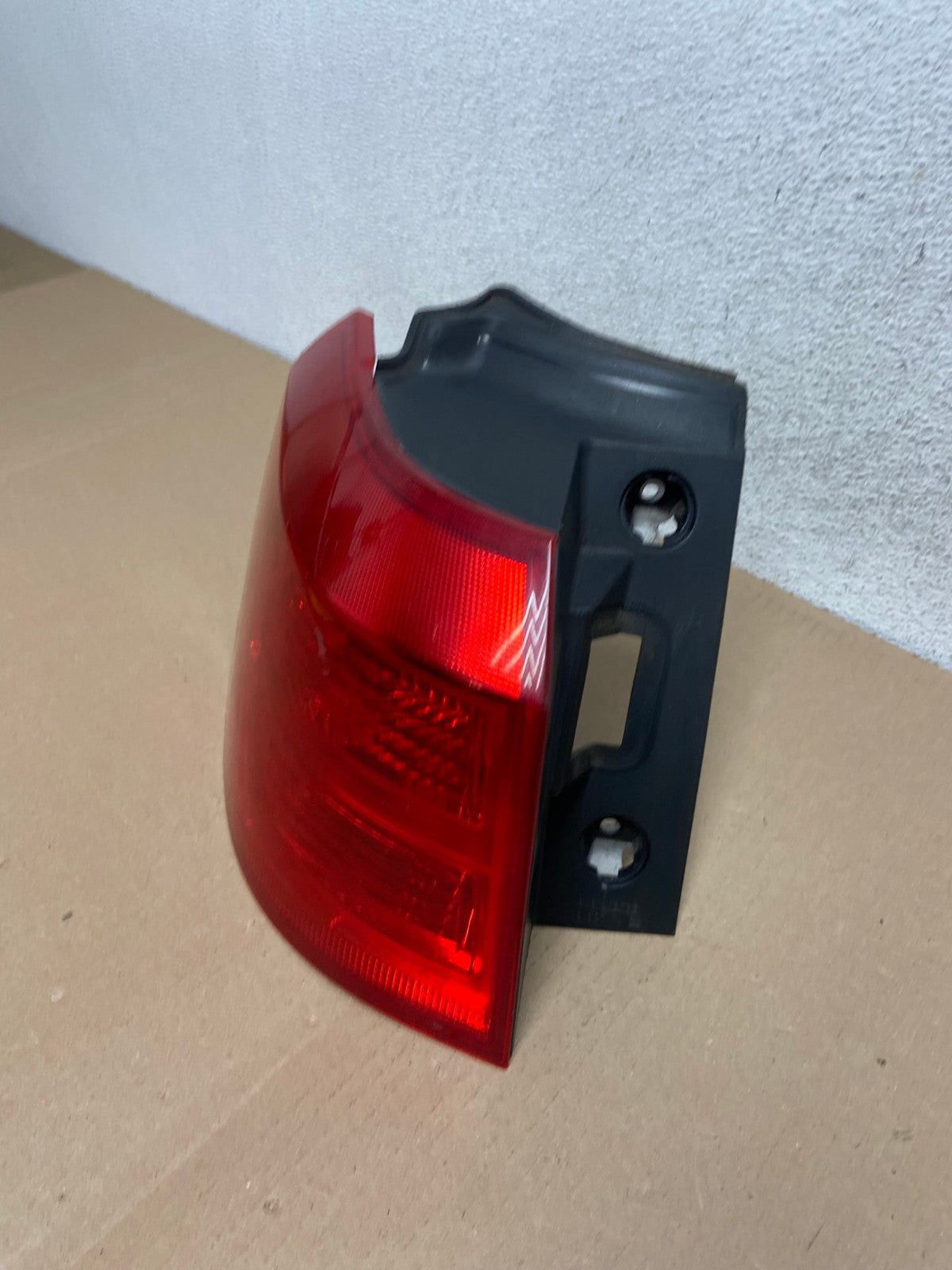 2010 to 2017 GMC Terrain Halogen Tail Light Left Driver Lh Side AF3004 LK1