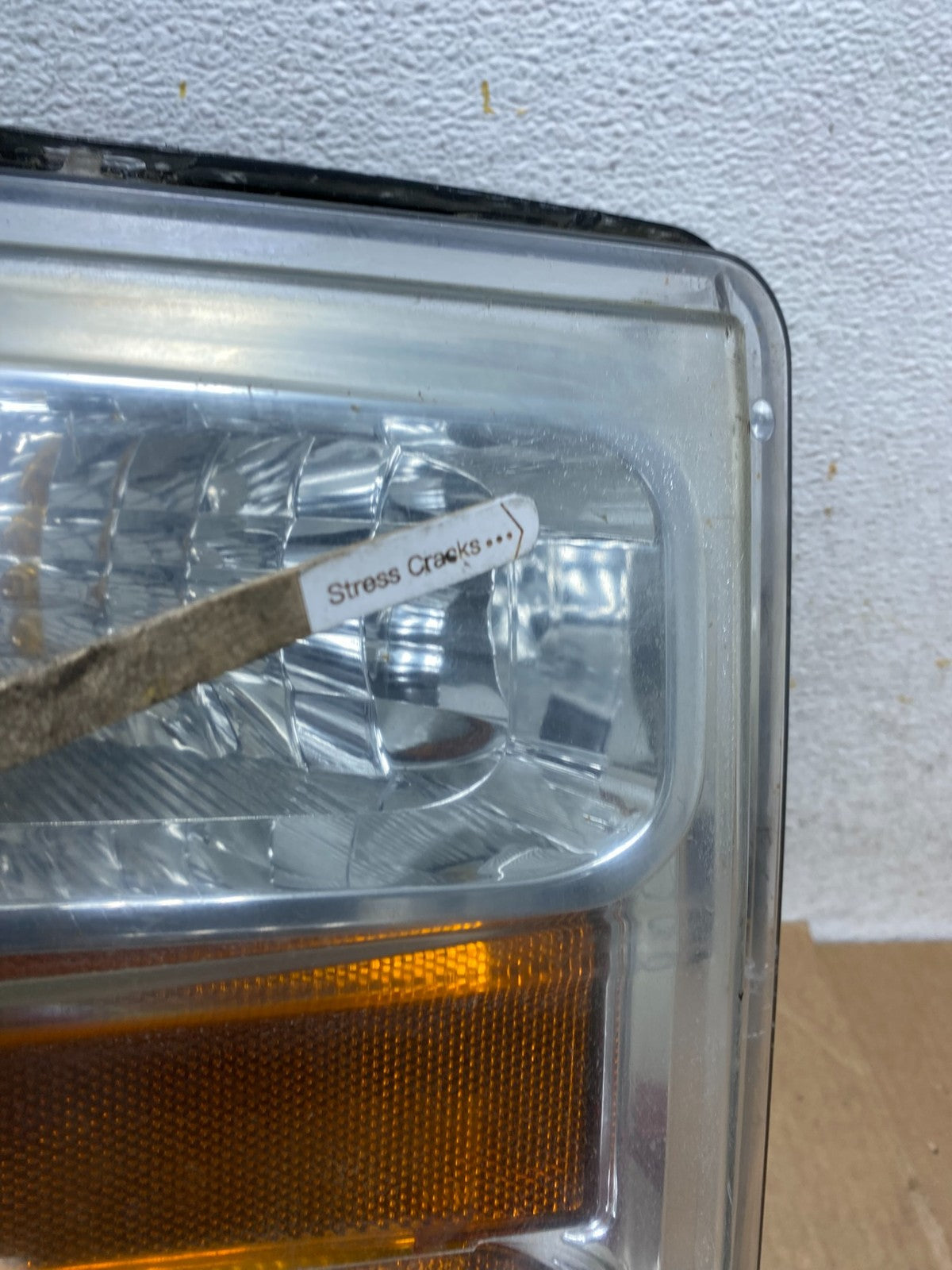 2008 to 2010 Ford F250 Super Duty Right Passenger RH Side Headlight AI5511 DW4