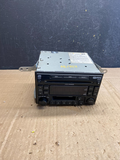 1998 to 2004 Infiniti QX4 6-Disc CD Cassette Player FM Radio Bose AE1727 DG0
