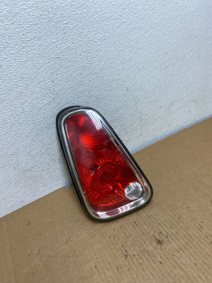 2005 to 2008 Mini Cooper S R50 R52 R53 Left Driver Lh Tail Light AD0836 LK2