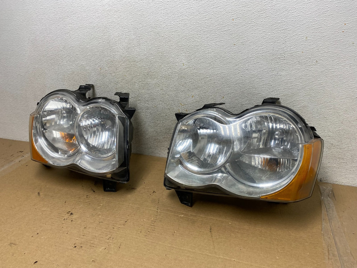 2008-2010 Jeep Grand Cherokee Left+Right Set Halogen Headlights AH4178 DW2