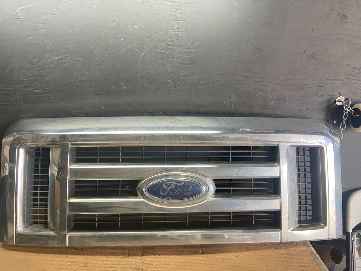 2008 to 2014 Ford Econoline E150 E250 Front Upper Chrome Grill Grille R2098 DG0