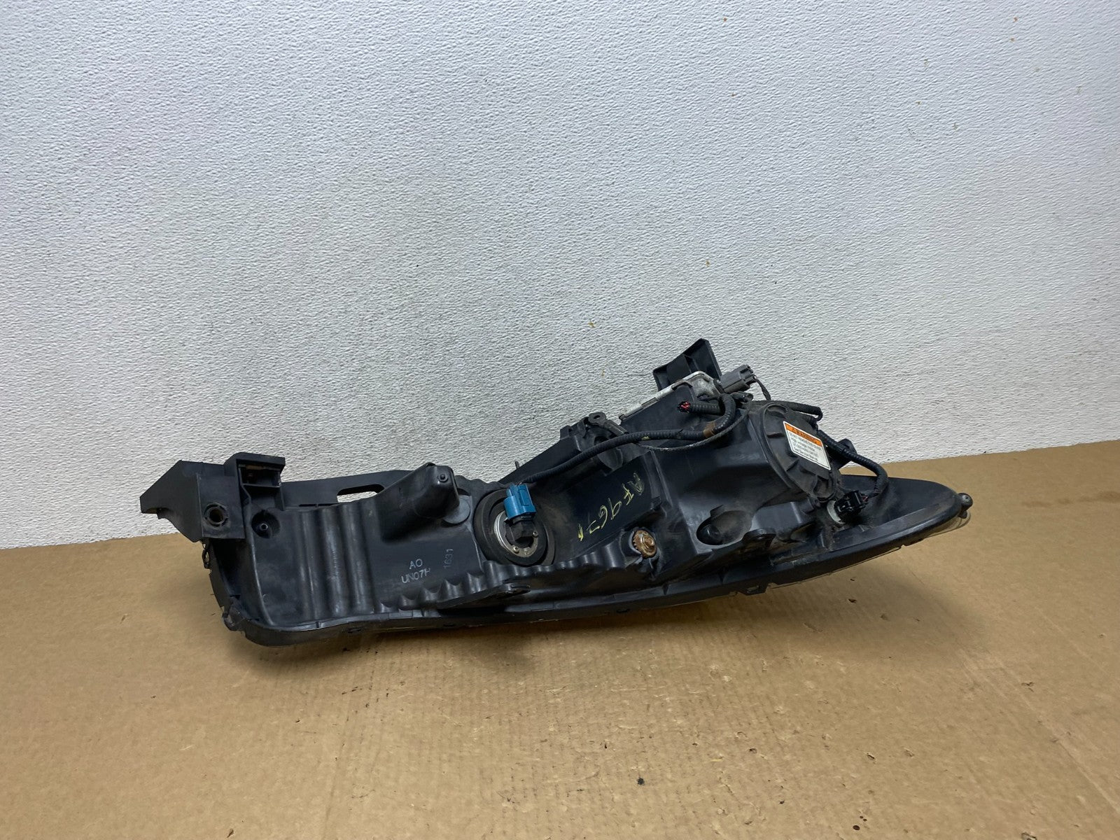 2009 to 2011 Acura TL Headlight Left Driver LH Side Xenon HID AF9671 DW4