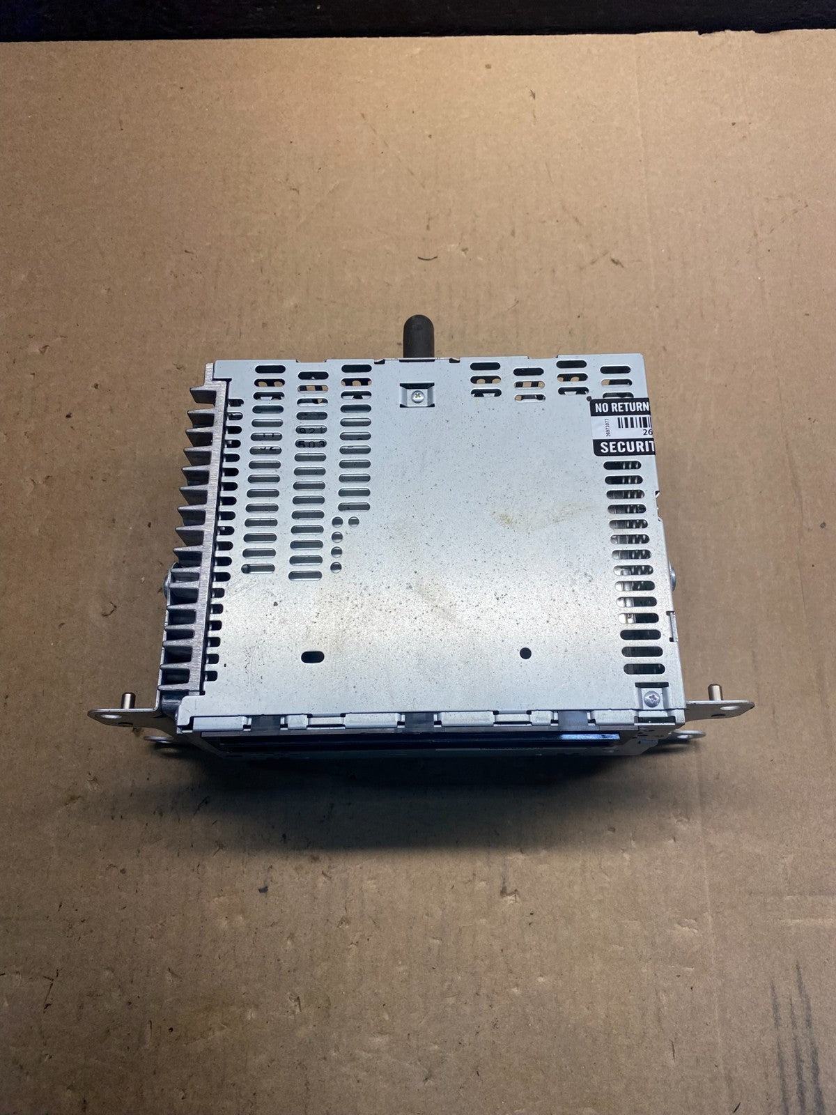 2011 to 2013 Ford Explorer Audio Equipment Radio Receiver AM FM CD AE7457 DW3
