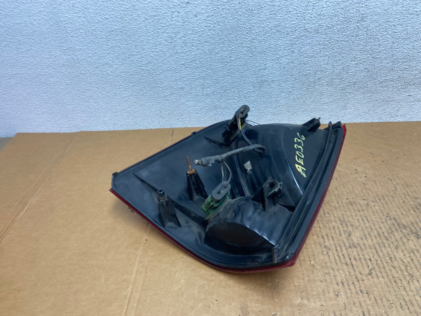 2002 to 2005 Ford Explorer Right Passenger Rh Side Tail light AE0336 LK6