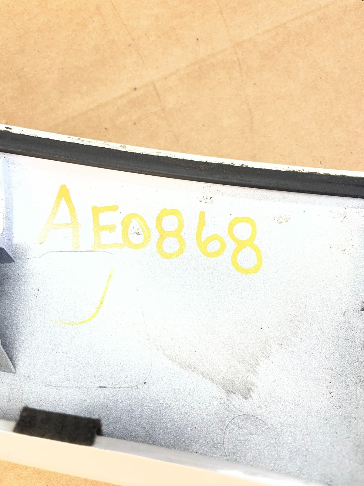 2016 to 2020 Kia Sorento Rear Trunk Liftgate Camera Cover Panel AE0868 DG5
