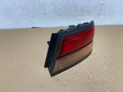 1996 - 1997 Infiniti i30 Right Passenger Rh Side Tail Light AF7341 DG2
