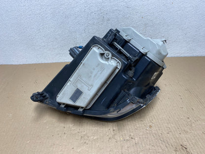 2005 to 2011 Cadillac STS Left Driver LH Side Xenon Headlight AE9804 DW8