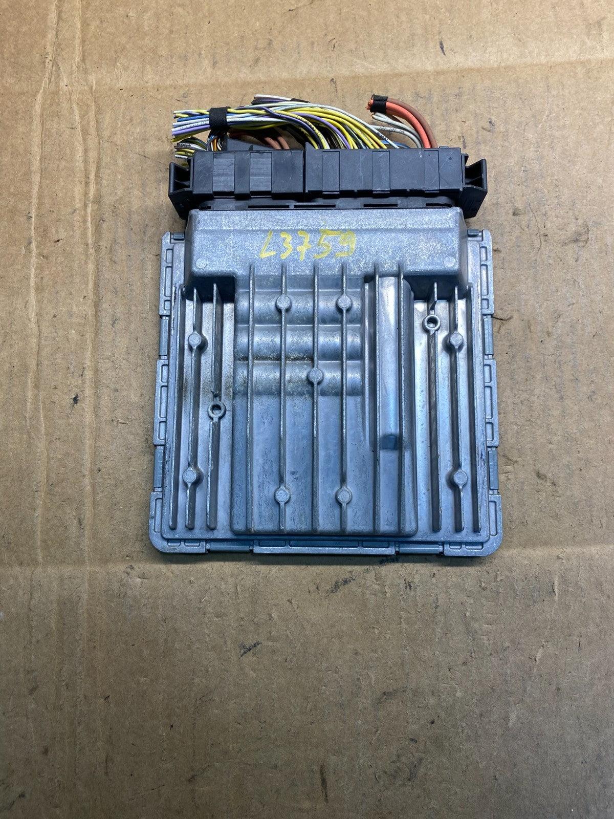 2007 - 2011 BMW 328i 528i E90 ECM ECU Engine Computer 7574546 AB3842 DG1