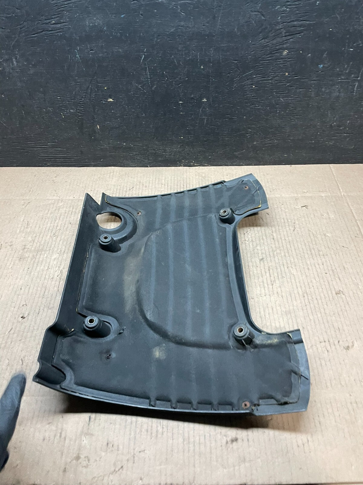 2002 to 2005 Hyundai Sonata 2.4L Engine Trim Cover J6956 PS6