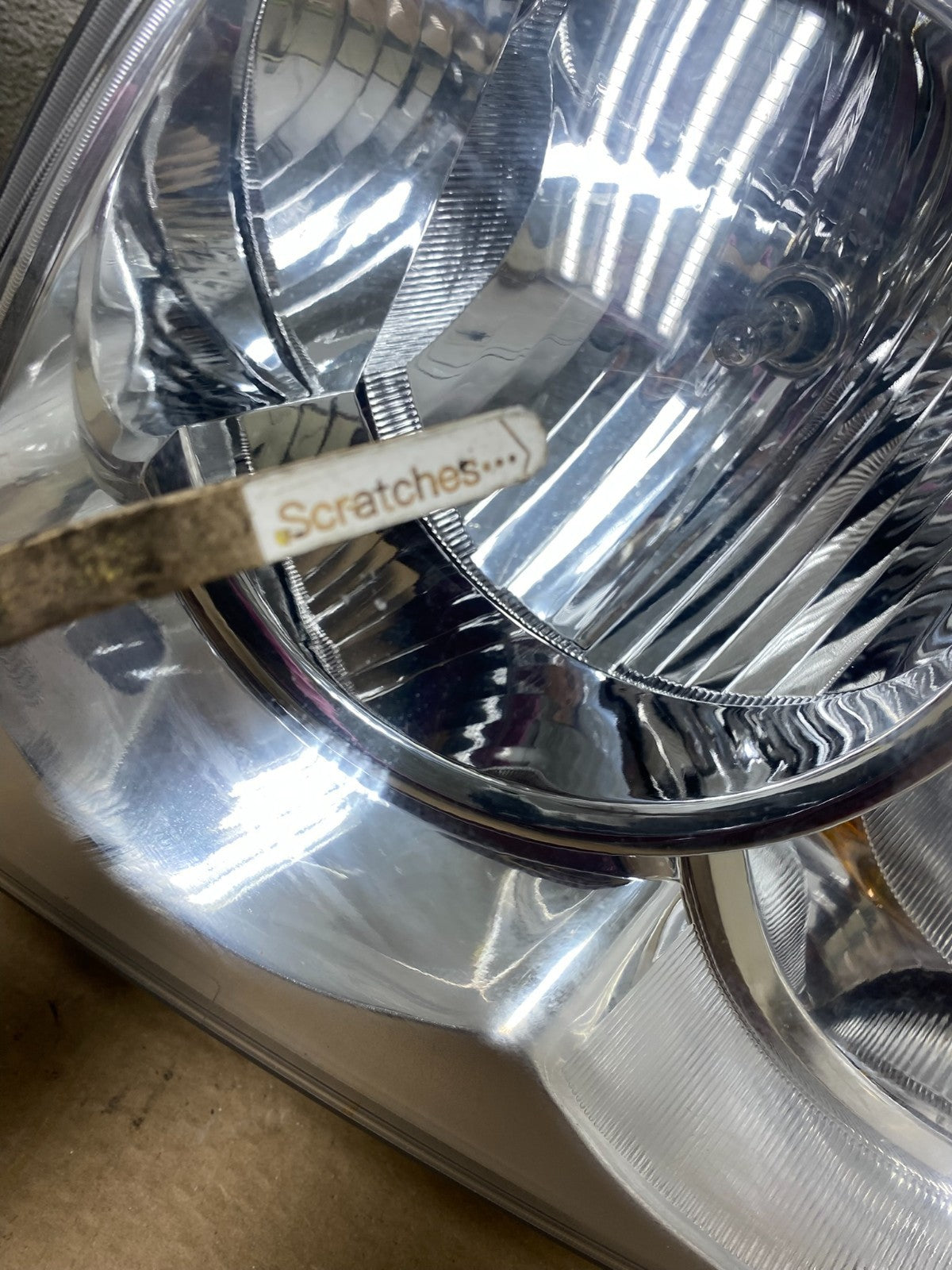 2005-2007 Jeep Grand Cherokee Left+Right Halogen Headlights AI1275 DW4