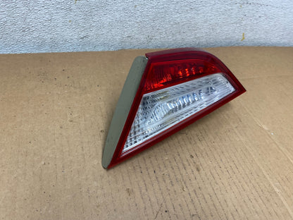 2011 to 2014 Hyundai Sonata Right Passenger Rh Inner Tail Light Oem M0649 DG1