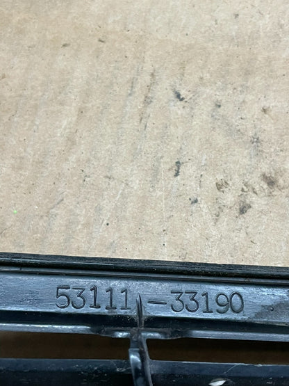 2004 Lexus ES330 Front Upper Grill Grille OEM  AA9123 DG7