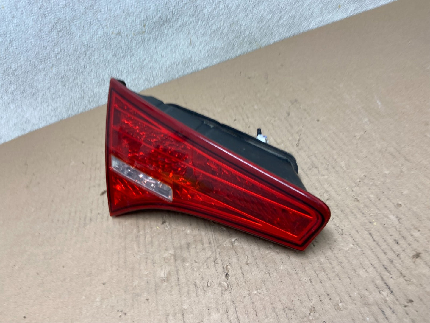 2011 2012 2013 Kia Optima Left Driver Lh Side Inner Tail Light OEM AB5983 LK1