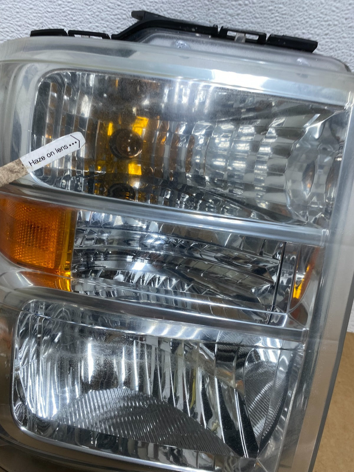 2008-2014 Ford Econoline E150 E250 E350 Right Passenger Headlight AE3063 DW4