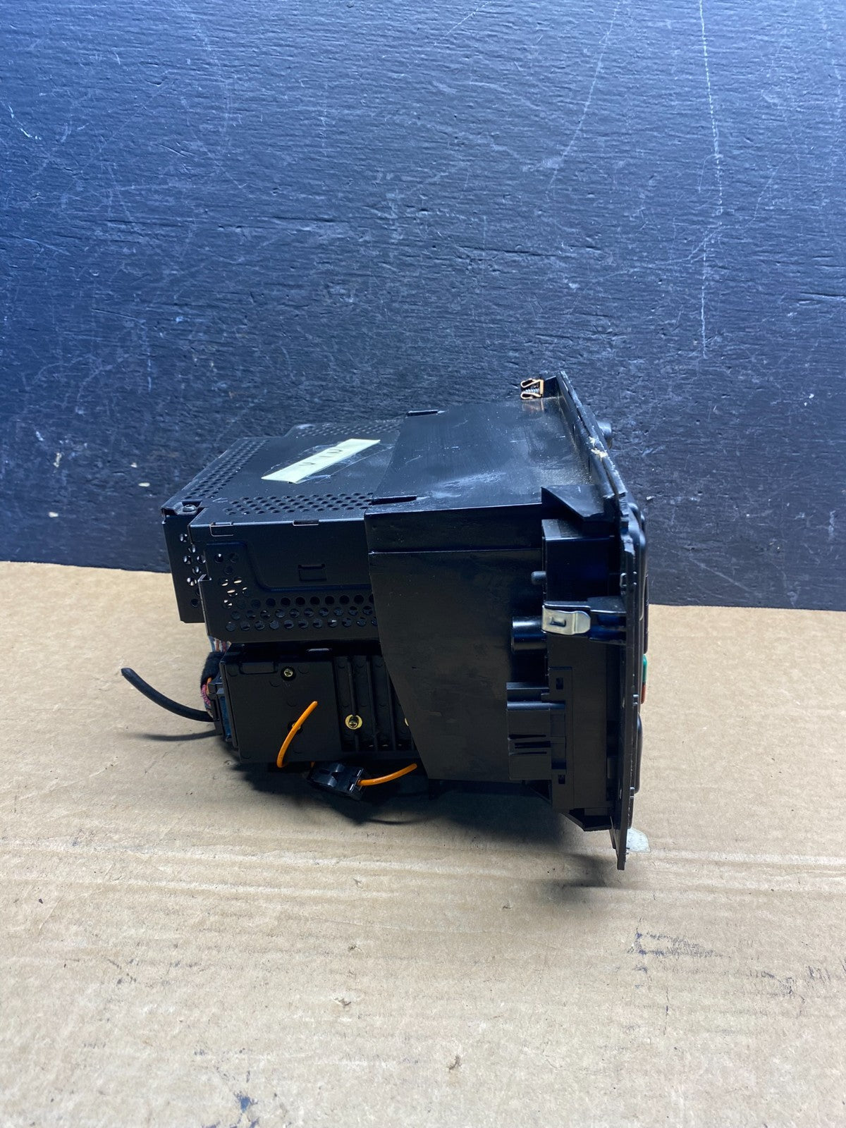 1998 to 2001 Mercedes ML-Class ML320 Radio Navigation Screen Display AF8865 DG2