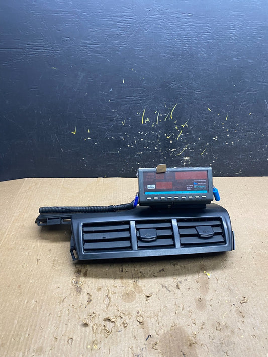 2012 2013 2014 Toyota Prius V Center Dash A/C Air Vents With Trim Z7294 DG0