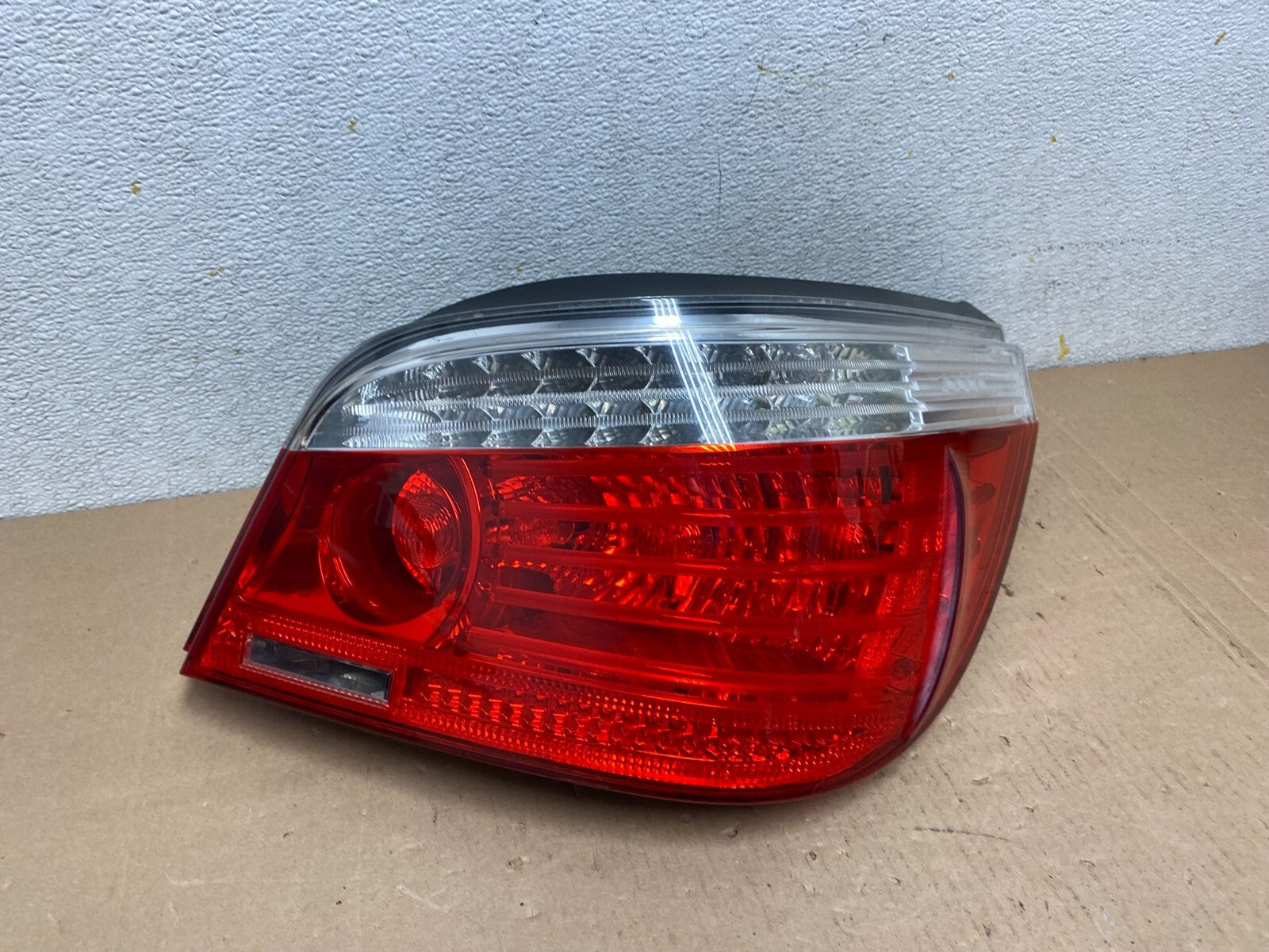 2008 2009 2010 BMW 5 525i 530i Right Passenger Rh Tail Side Light M0366 DW0