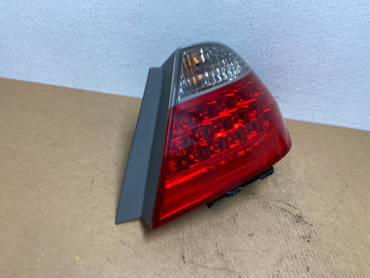 2006 - 2007 Honda Accord Hybrid Right Passenger Tail light ac3015 DG2