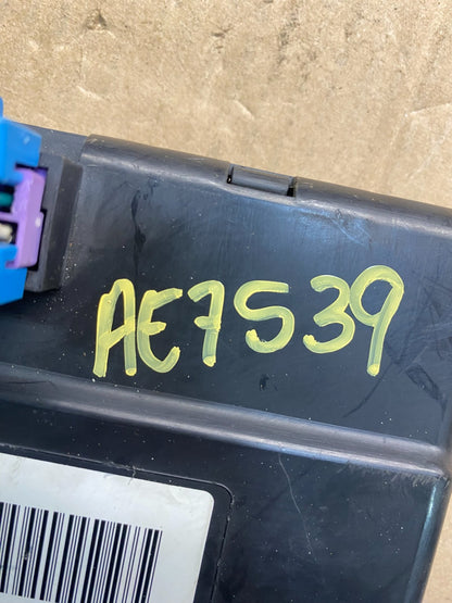 2003-2006 Silverado Suburban Tahoe Body Control BCM Module AE7539 DW3