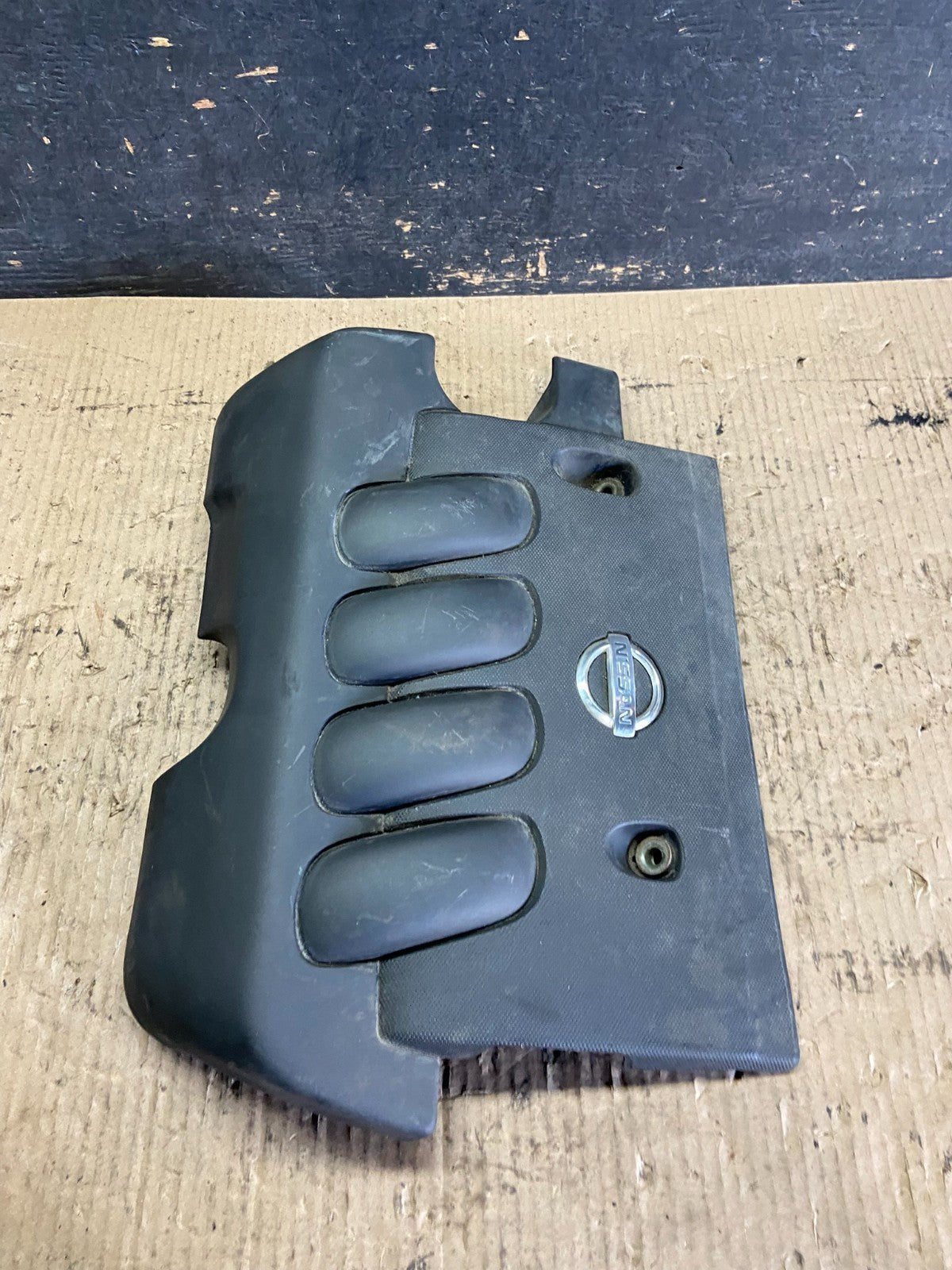 2009 to 2013 Nissan Sentra Engine Motor Cover Q3325 DG2