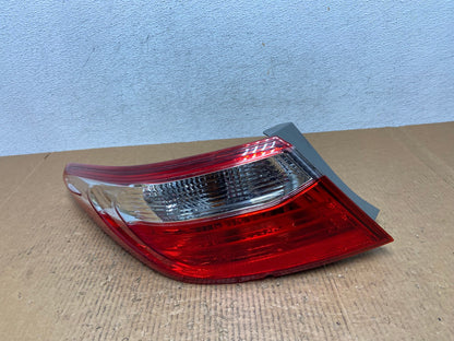 2015 2016 2017 Toyota Camry Left Driver LH Side Tail Light AE2782 LK0