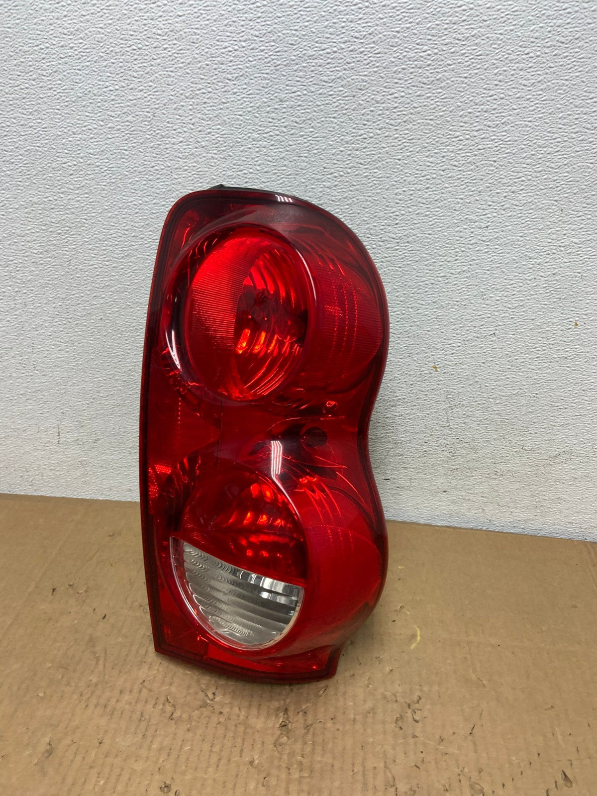 2004-2009 Dodge Durango Tail Light Right Passenger RH Side AD1017 LK0