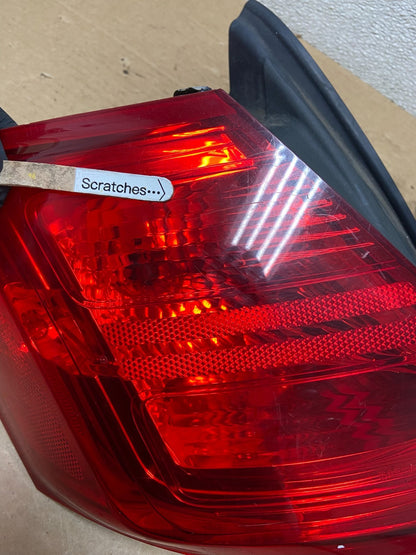 2014 to 2018 Ford Taurus Interceptor Left Driver LH Tail Light OEM AB4694 LK3