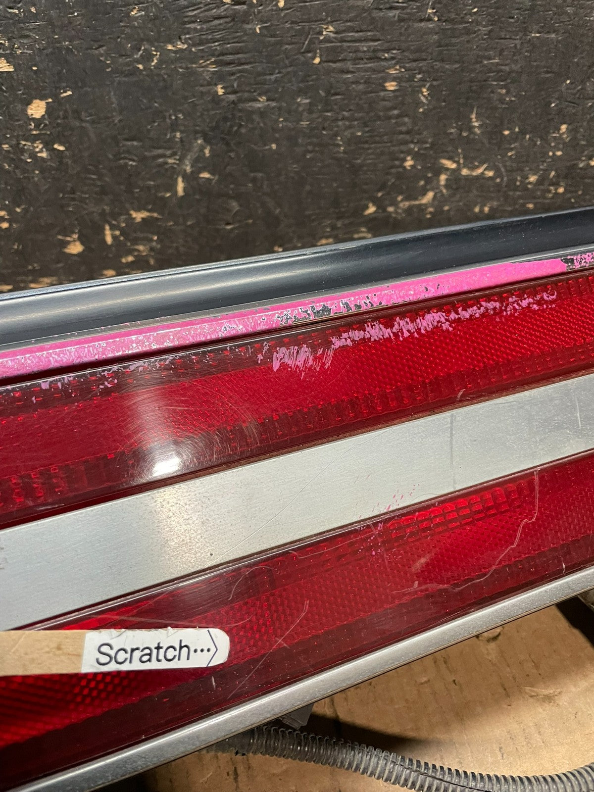 1986 to 1987 Buick Somerset Skylark Trunk Rear Center Tail Light Panel Z5859 PS3