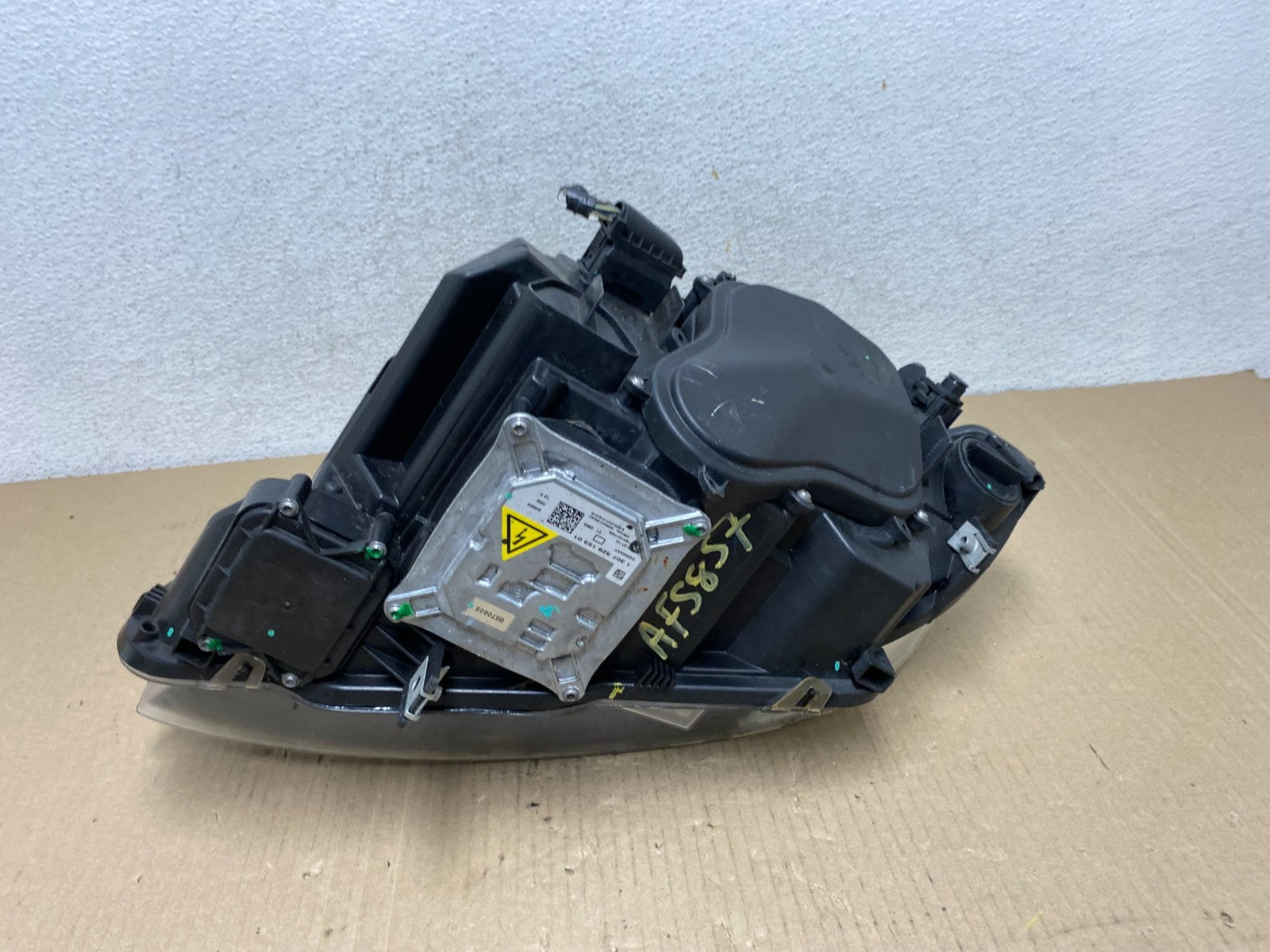 2007-2010 BMW 3-Series Coupe 335i Right Passenger Headlight Xenon HID AF5857 DW6