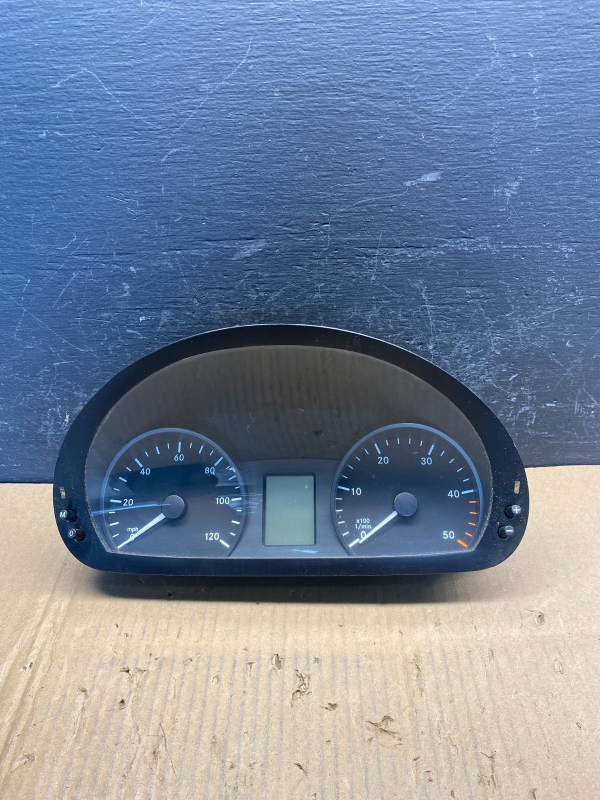 2007 to 2009 Sprinter 2500 3500 Instrument Speedometer Gauge Cluster AD1766 DG0