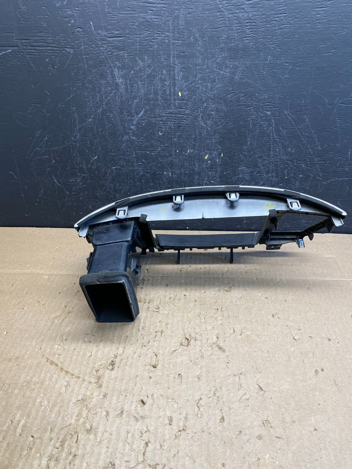 2013 to 2020 Nissan Pathfinder Center Dash Radio Trim Bezel Surround ac6832 DG3