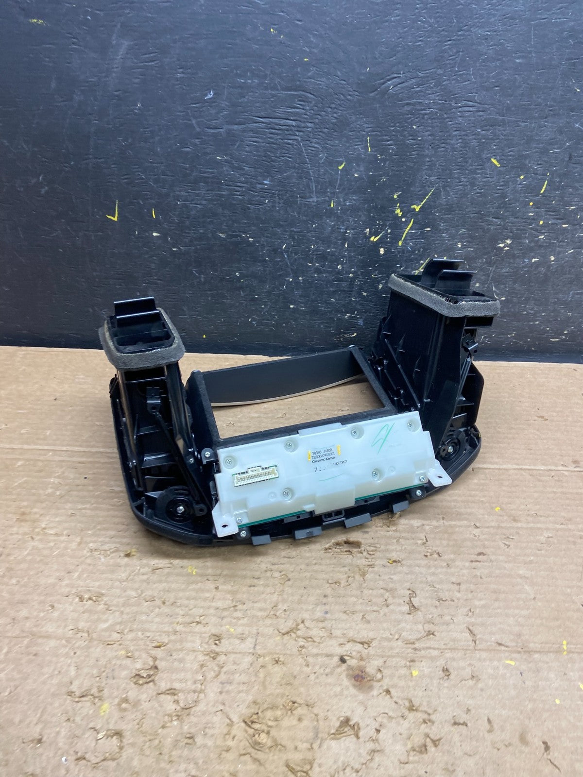 2008 - 2012 Infiniti G35 EX35 Radio Player Screen Panel Bezel W3191 DG4