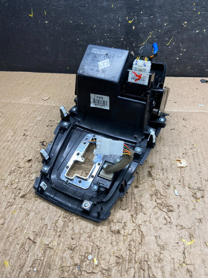2011 - 2013 Hyundai Elantra Shifter Bezel Center Console Storage Oem v7723 DG5