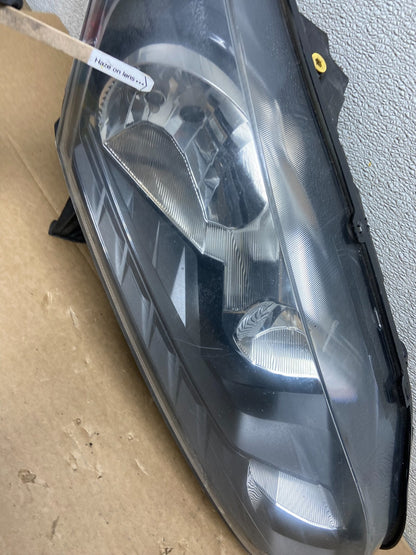 2014 to 2018 Ford Transit Connect Right Passenger Side Headlight AB3500 DW5
