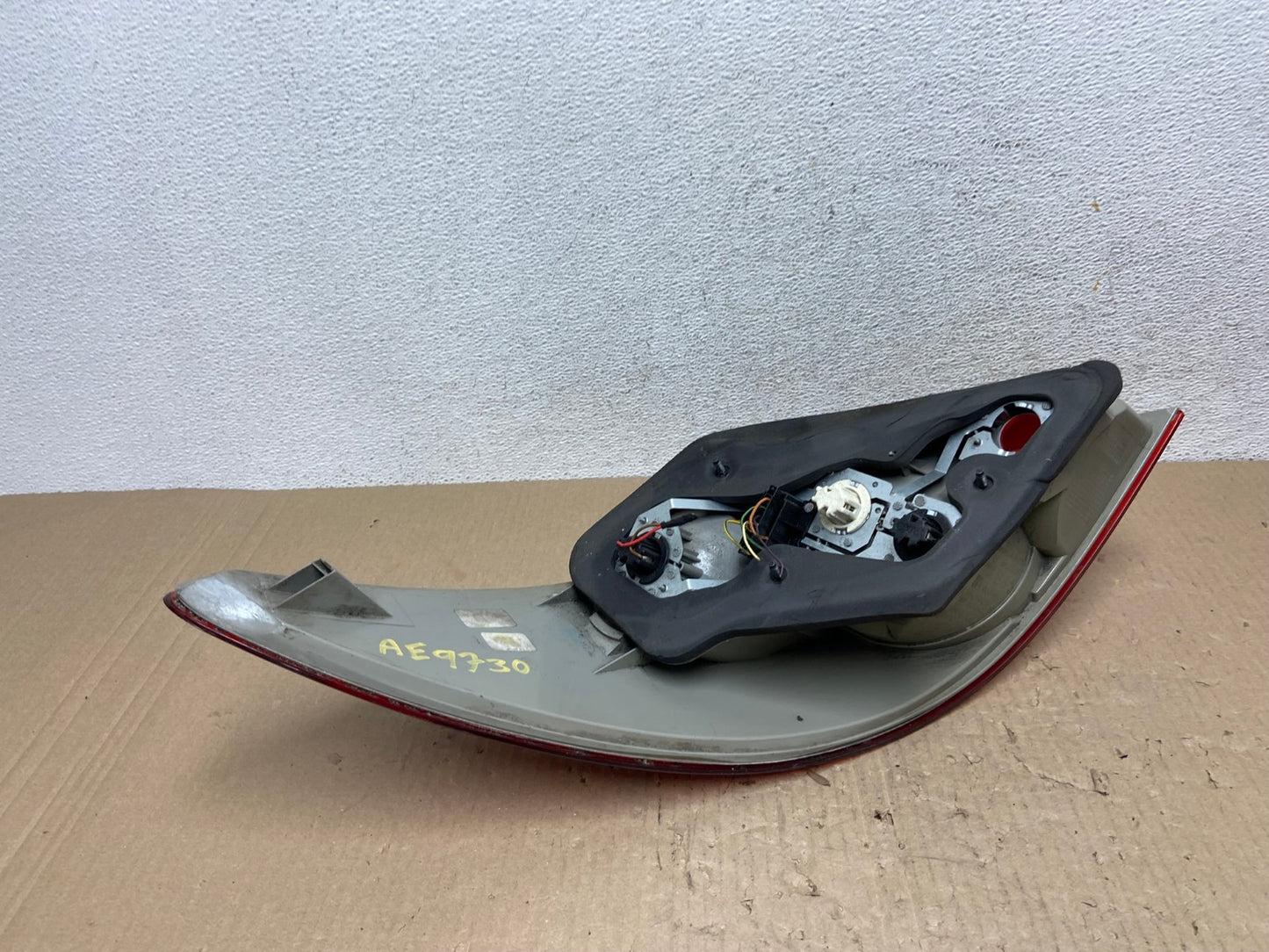 2006-2010 Mercedes W251 R-CLASS Right Passenger RH Side Tail Light AE9730 LK6