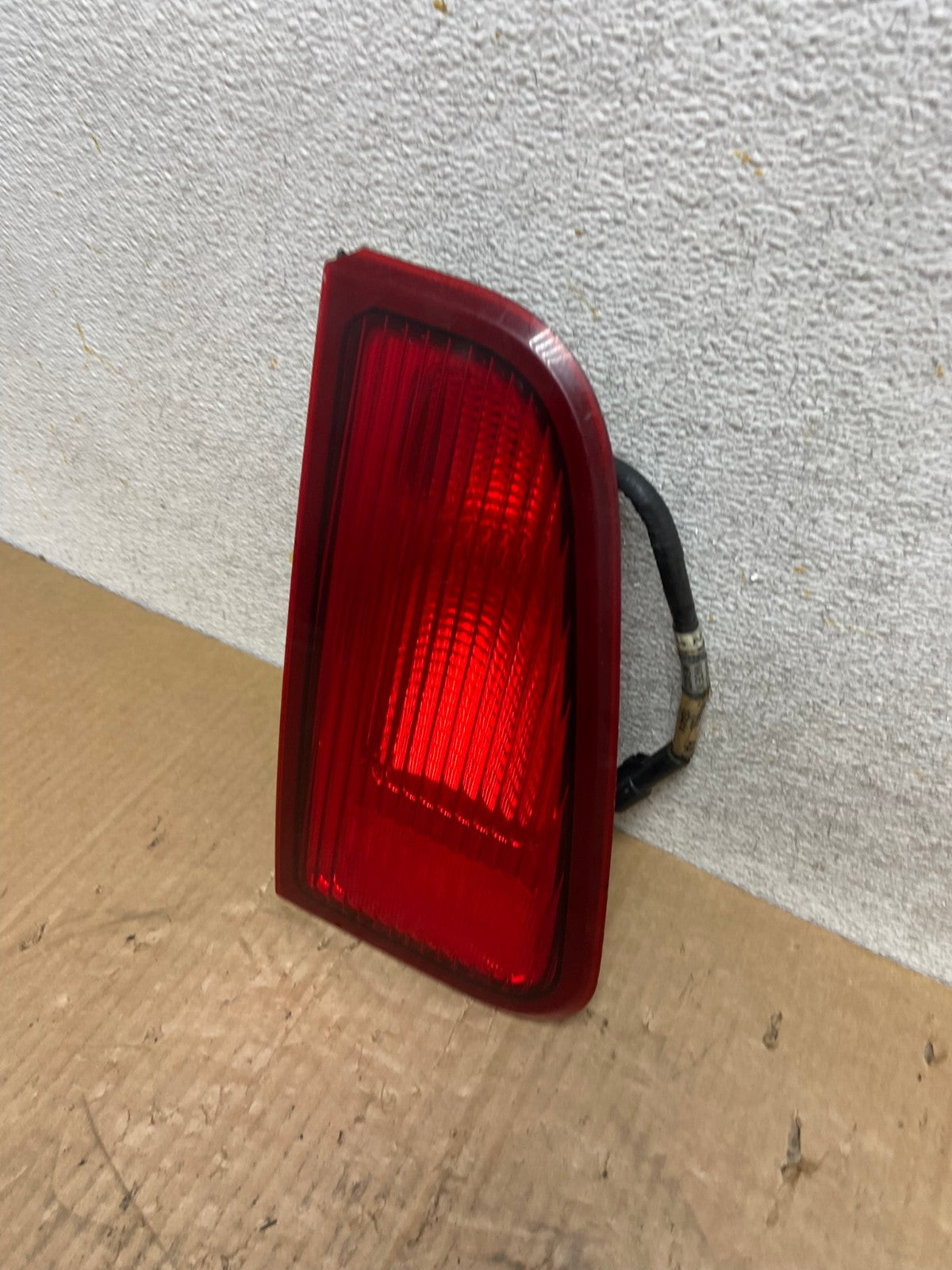 2003 - 2006 Lincoln Navigator Left Driver Lh Side Tail Light Inner AI6758 LK1