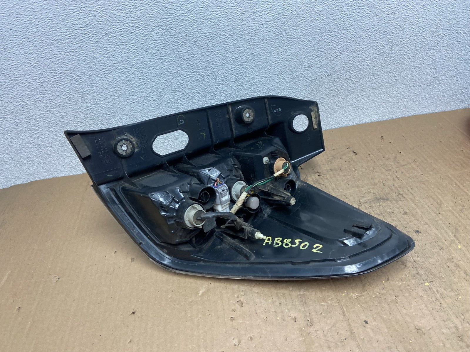 2009 - 2013 Subaru Forester Left Driver Lh Side Tail Light AB8502 DW5
