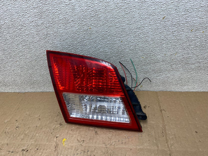 2002 - 2004 Infiniti i35 Inner Left Driver LH Side Tail Light T7679 DW1