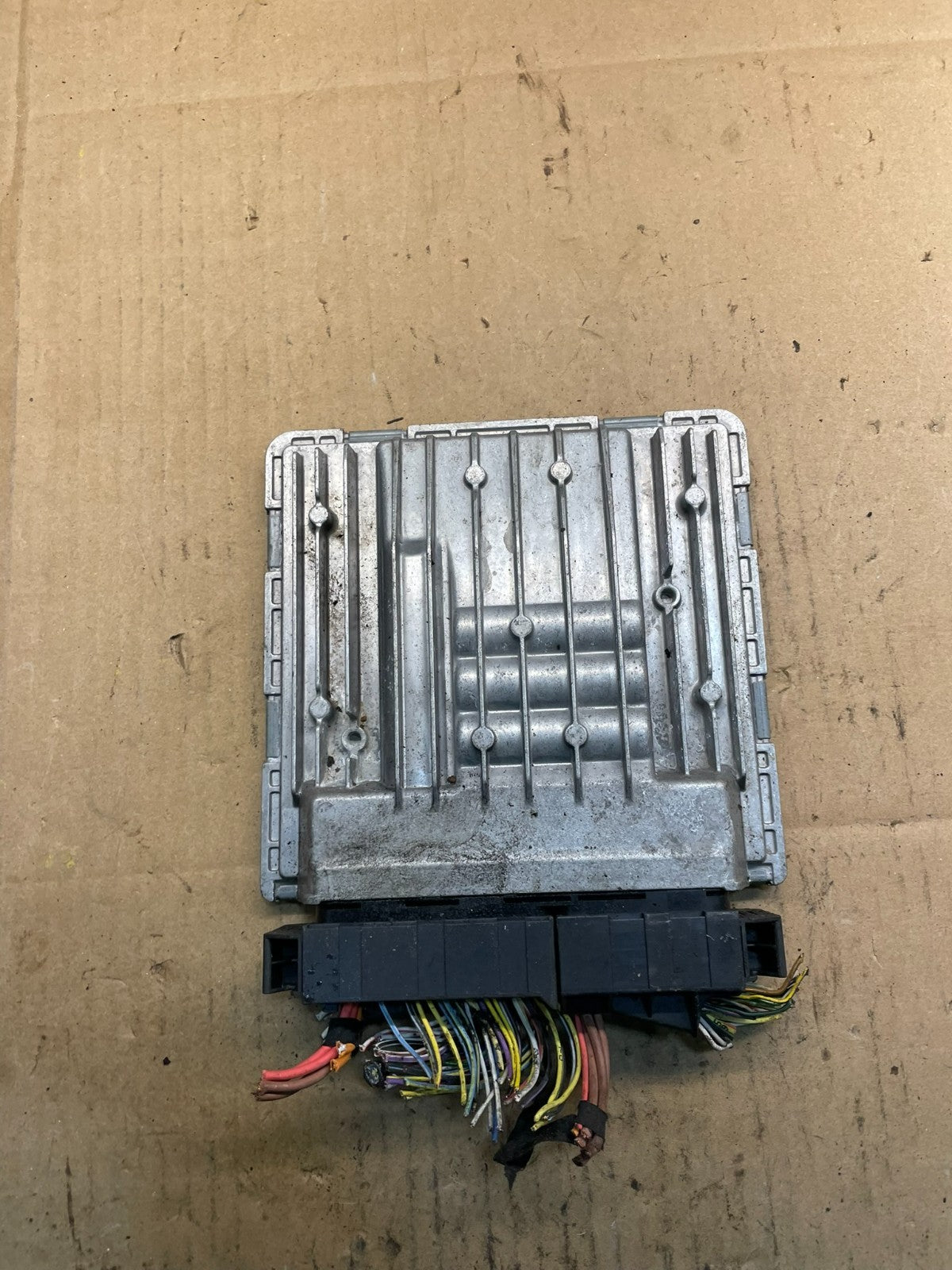 2007 to 2010 Bmw 323i Ecm Ecu Engine Computer OEM w6719 DG2