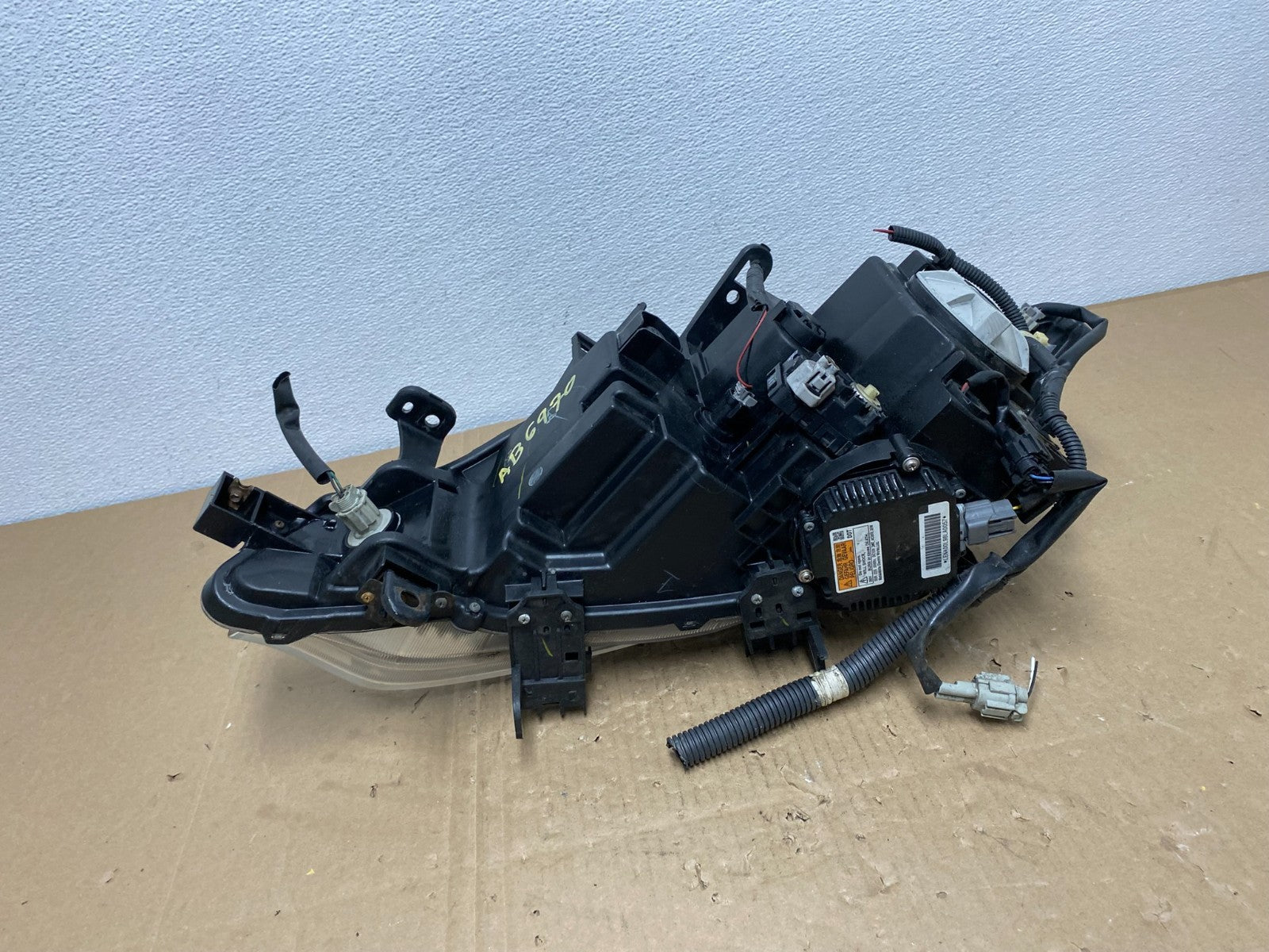 2011 to 2014 Nissan Murano Headlight Right Passenger RH Oem Xenon Hid AB6970 DW6