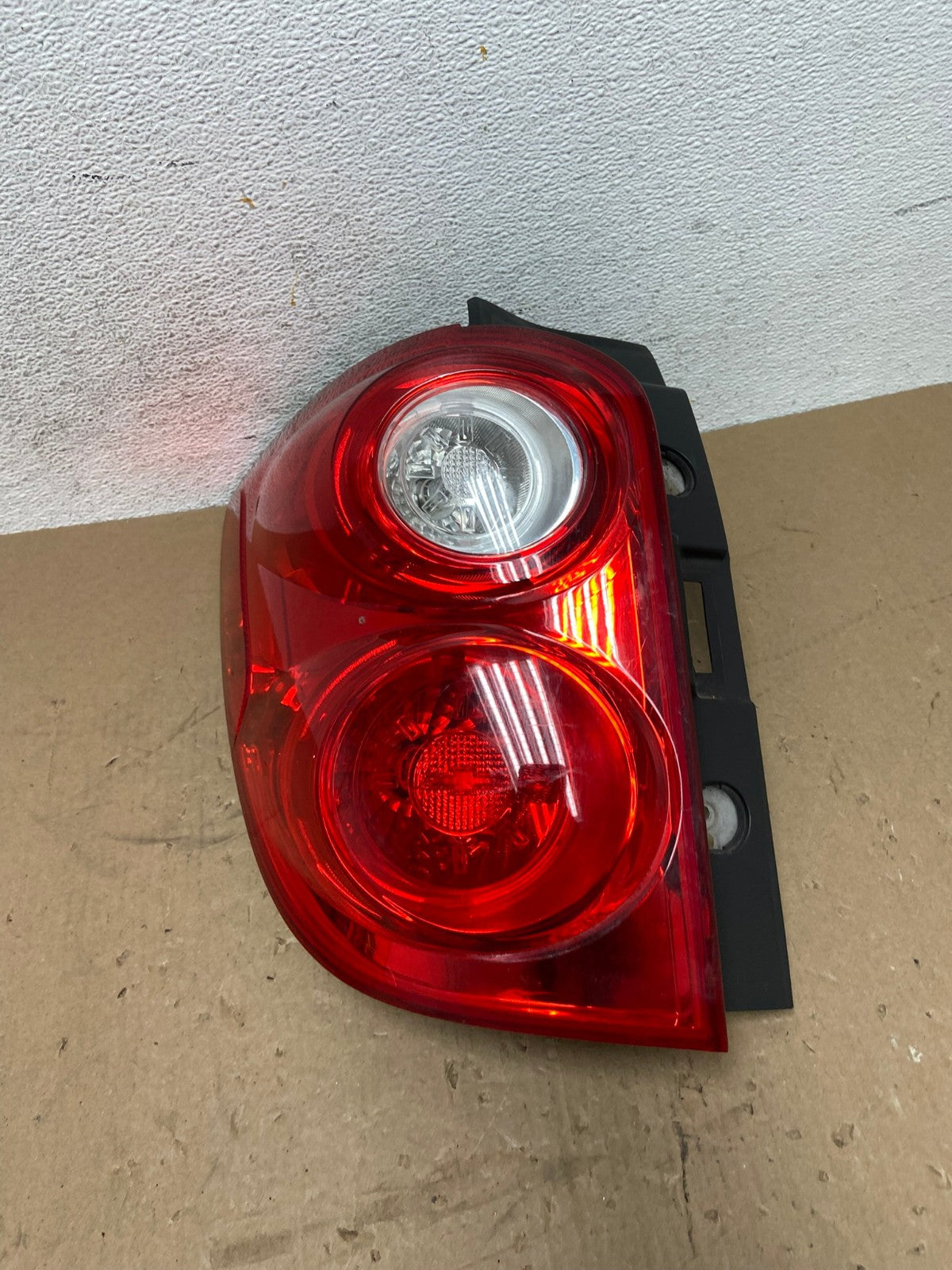 2010 to 2015 Chevrolet Equinox Left Driver Lh Side Tail Light AD7737 LK0