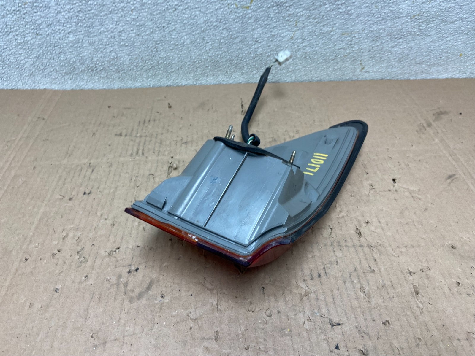 2006-2008 Lexus IS250 Right Passenger Rh Side Outer Tail Light Y0171 DW5