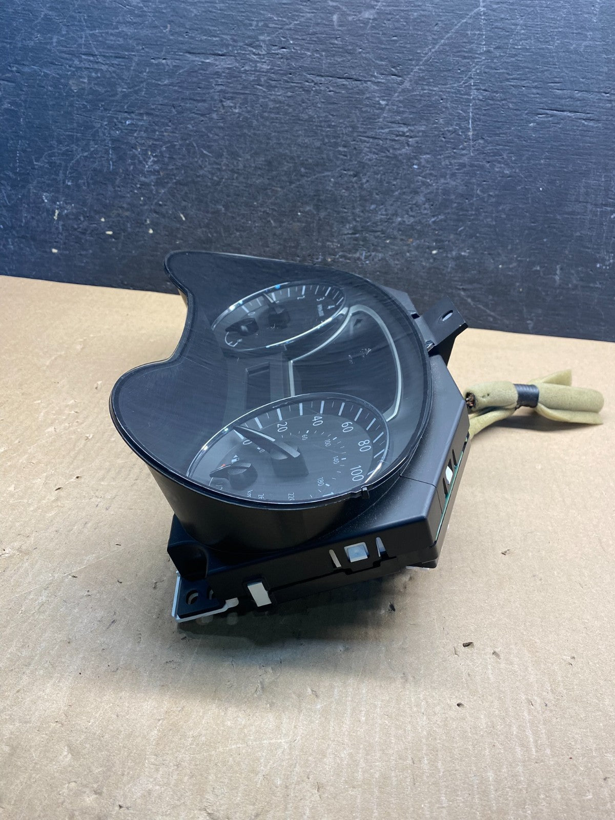 2015 Nissan Pathfinder Speedometer Cluster Gauge AG1855 DG2
