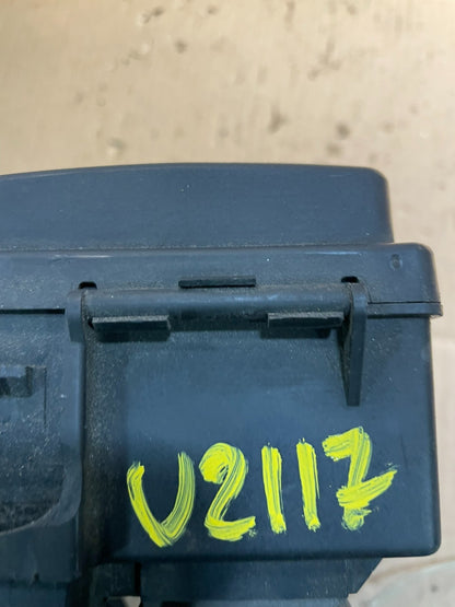 2004 2005 Dodge Durango Fusebox Fuse Box Relay Body BCM Module u2117 DG7