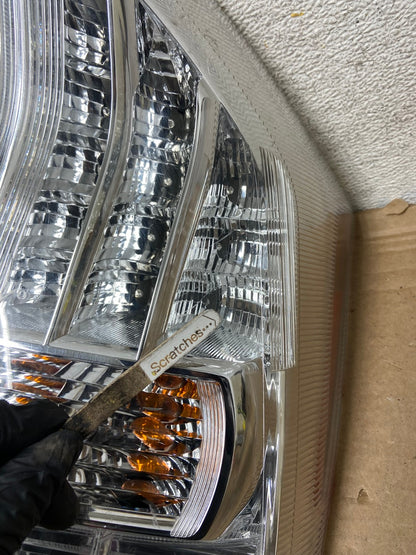 2010 2011 Toyota Prius Tail Light Right Passenger Side AH8421 LK4