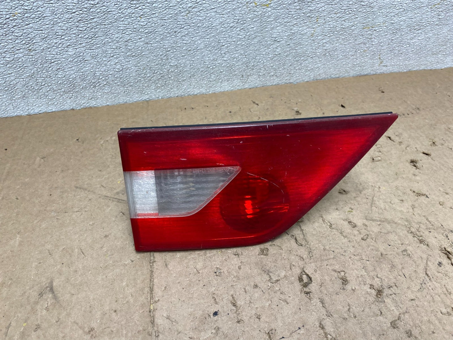 2004 2005 2006 Bmw X3 Left Driver Lh Inner Tail Light OEM X2284 DW0