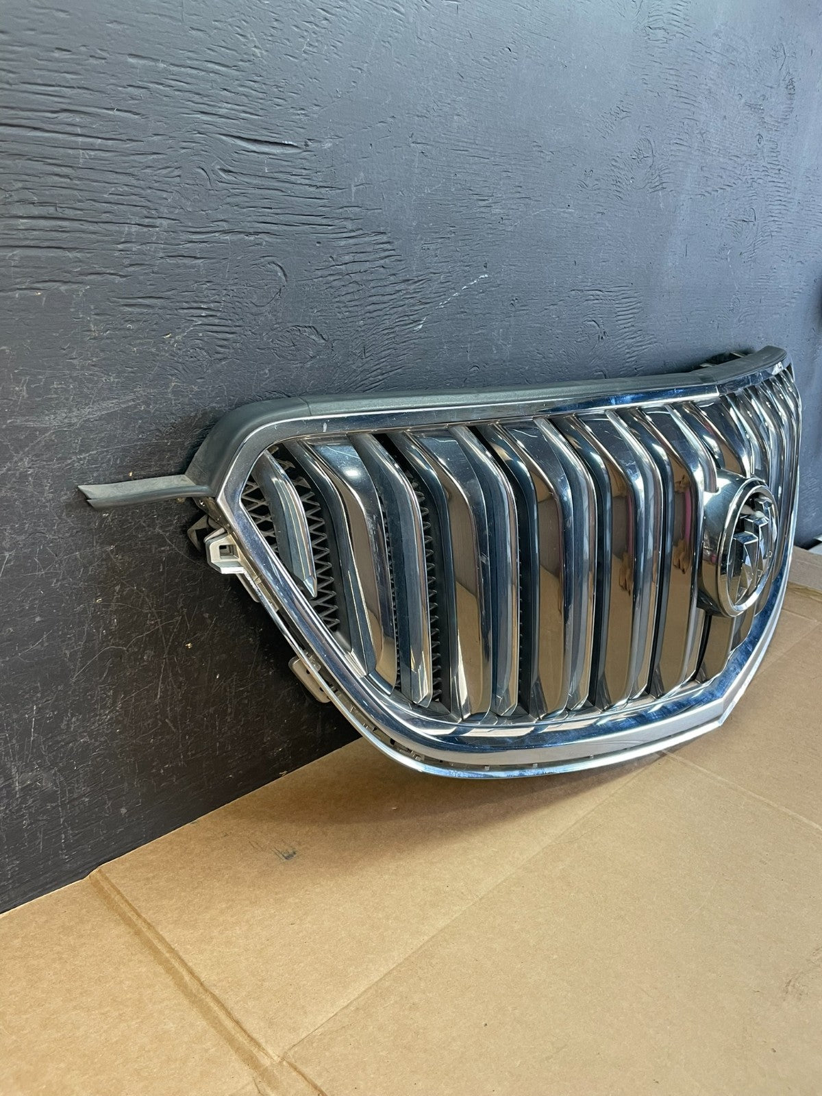 2013 to 2017 Buick Enclave Front Upper Grill Grille ae0837 DG2