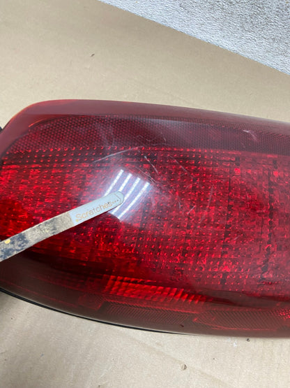 2000 to 2005 Cadillac Deville Left Driver Lh Side Tail Light AI1399 LK3